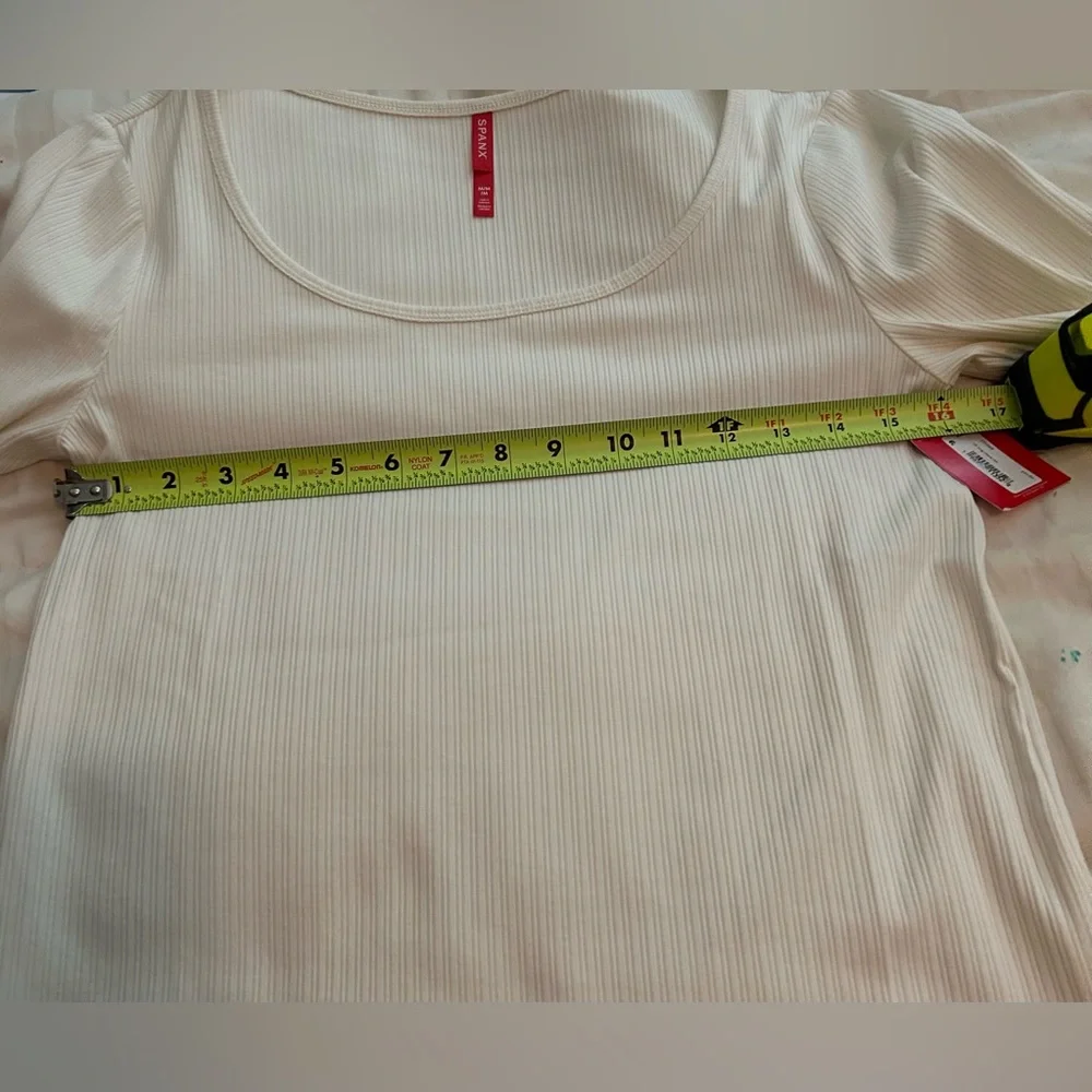 NWT SPANX *GREAT PRICE* Powder Scoop Neck Ribbed Top, Size MEDIUM - Picture 11 of 16